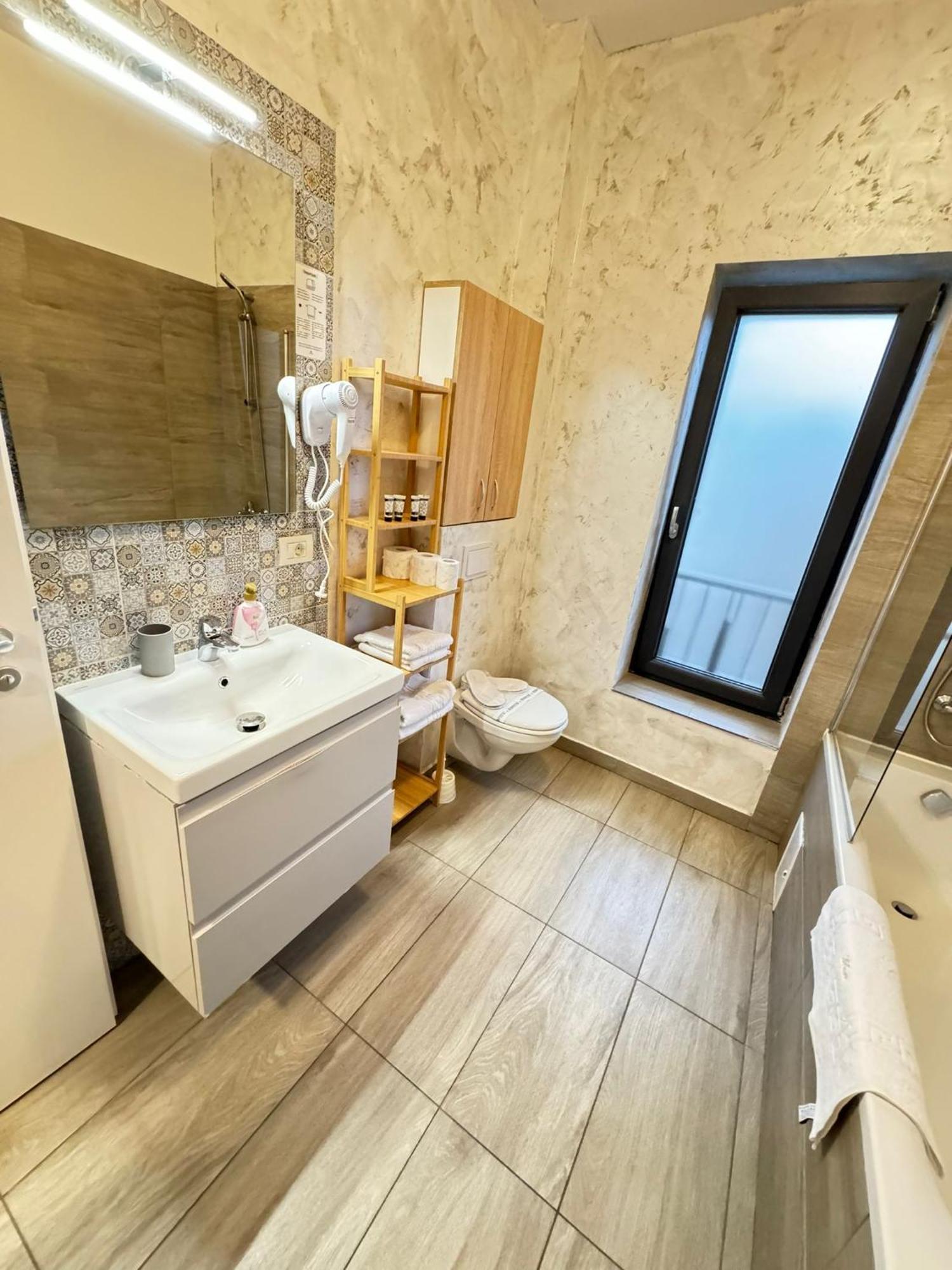 Premier Luxury Lipatti By Glam Apartments Timisoara Exterior photo